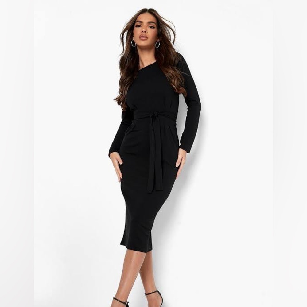 BOOHOO- Front tie Long Sleeve Pencil Dress